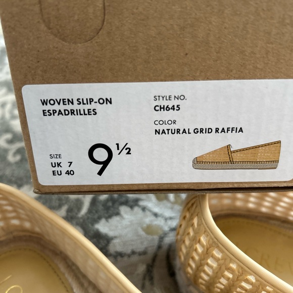 J. Crew factory Woven espadrille slip-ons flats Natural Grid Raffia size 9.5 - Picture 3 of 6